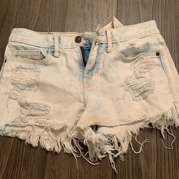 High waisted shorts - Picture 1 of 1